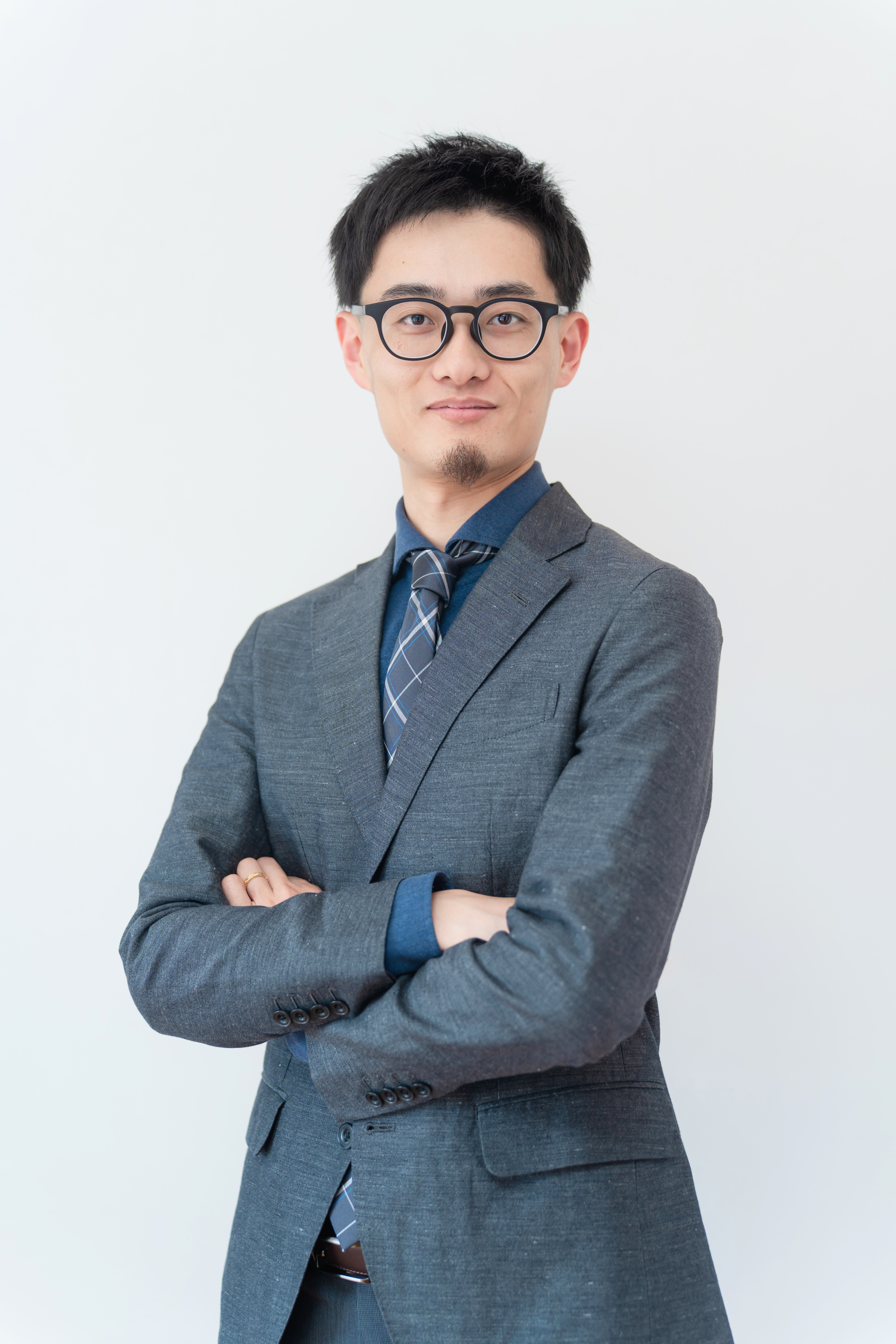 代表取締役：陸 沿青